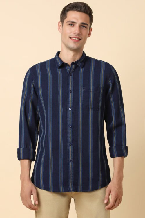 Men Navy Custom Fit Stripe Full Sleeves Casual Shirts